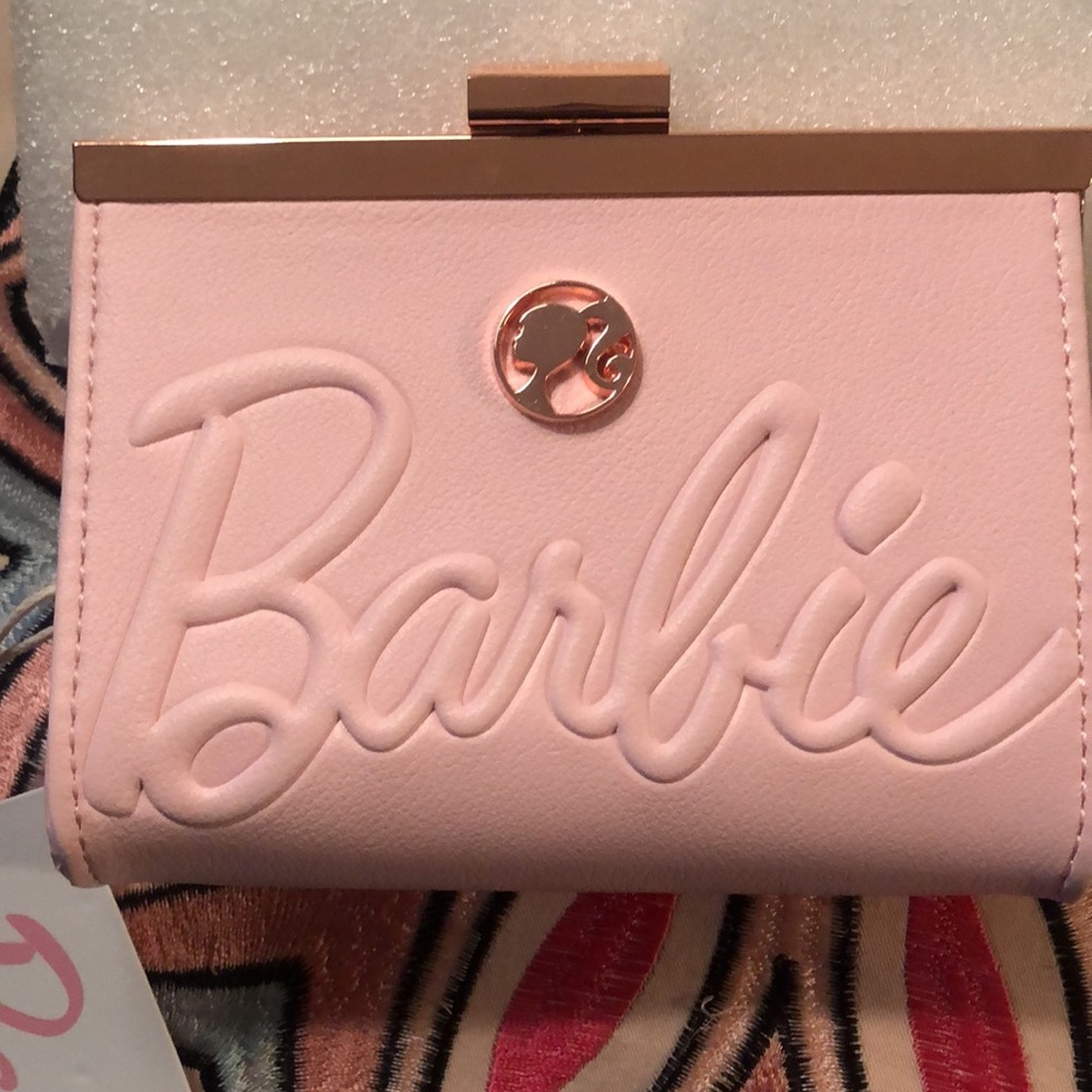 Barbie Loungefly Kisslock Wallet NWT